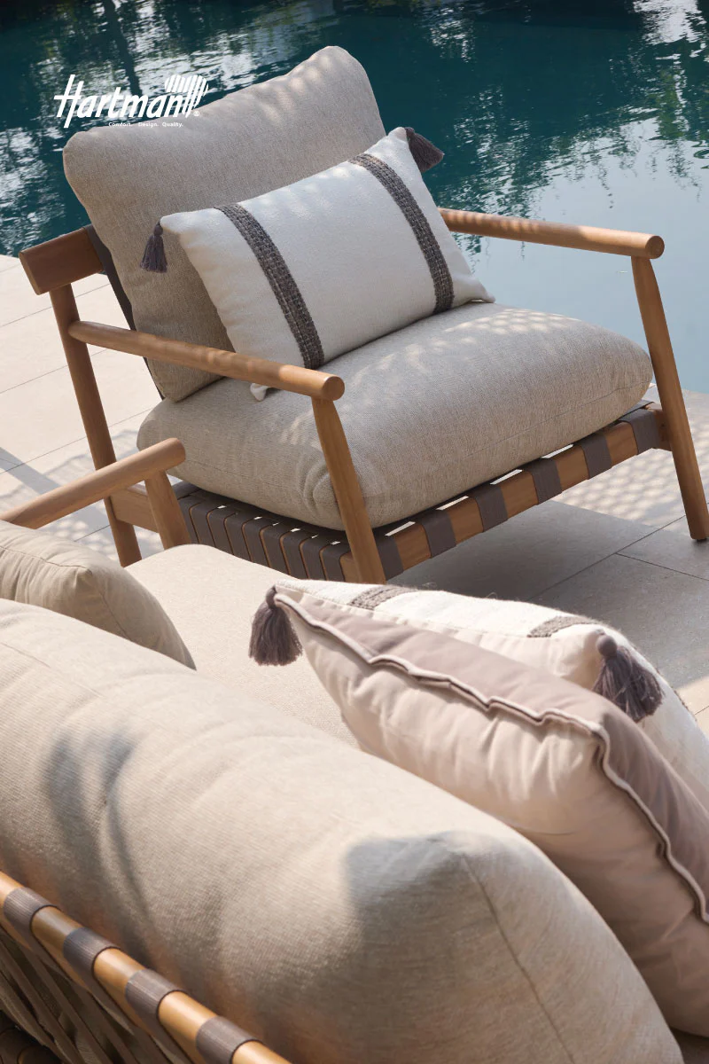 Mia Lounge Chair